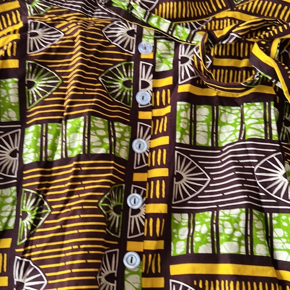 African print ladies button down skirt - Picture 3 of 4